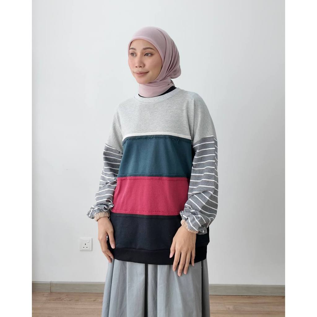 AZAMI TOPS PETIKITA CASUAL