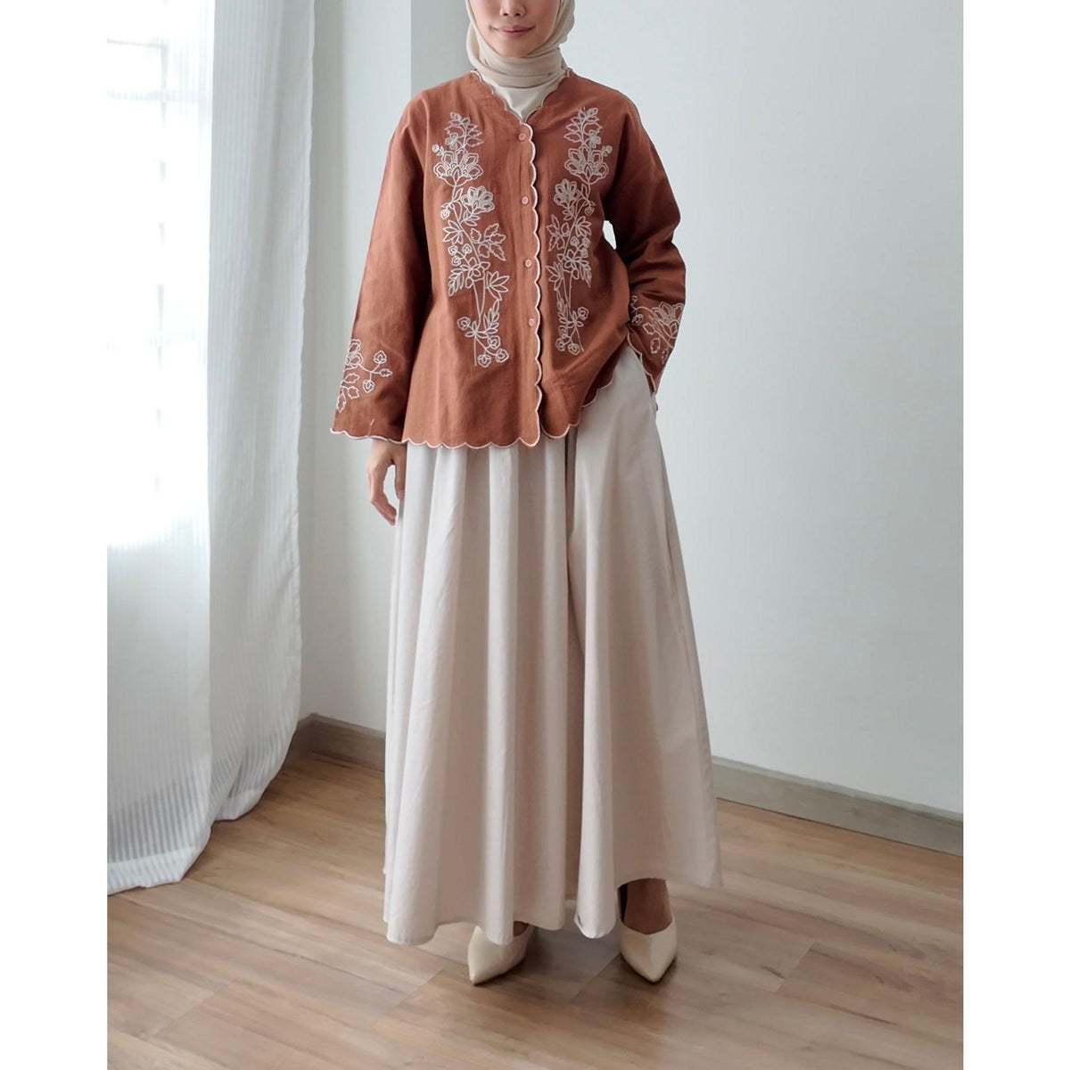 HASMIDA BLOUSE BY PETIKITA CASUAL