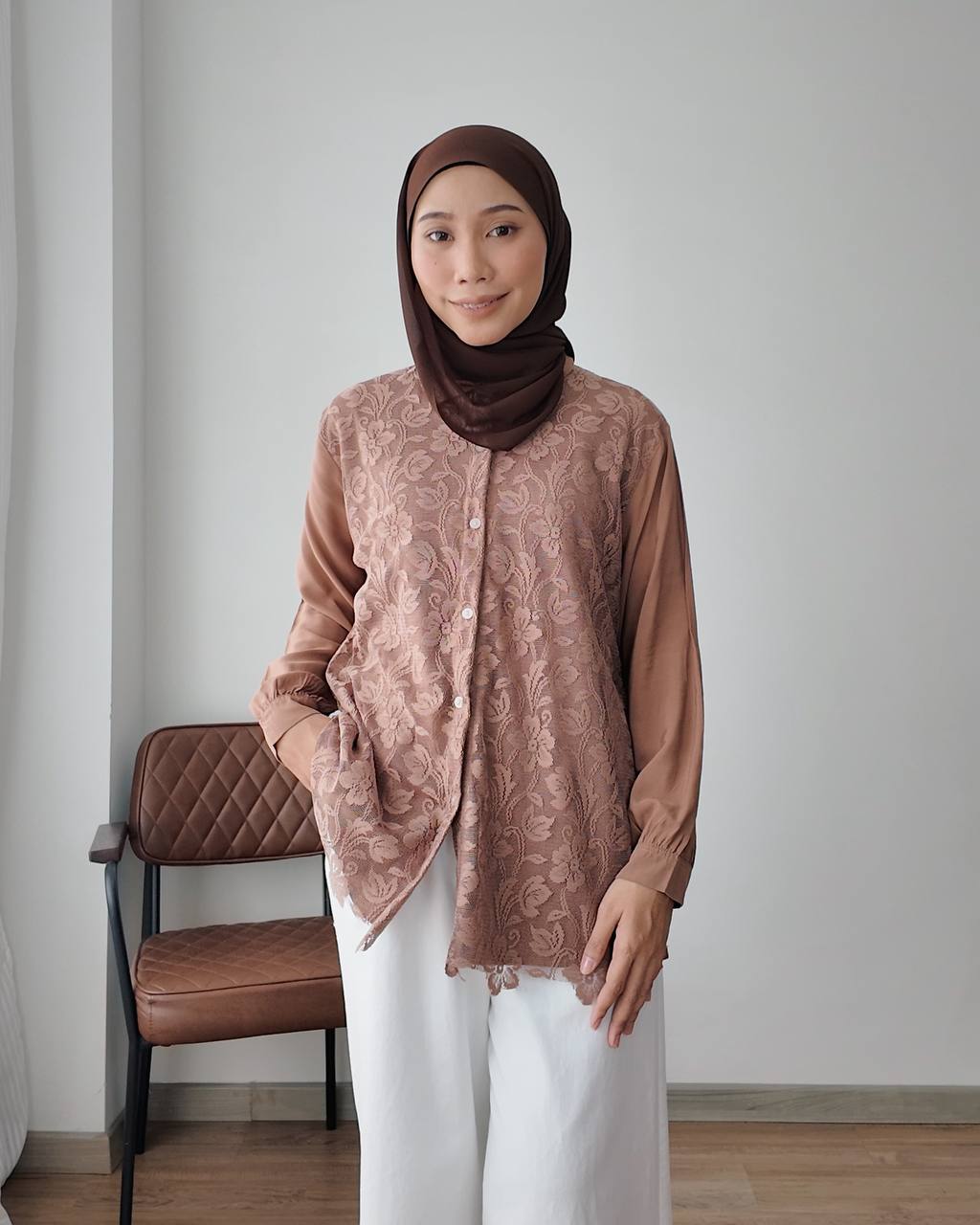 FAHIRA BLOUSE BY PETIKITA CASUAL