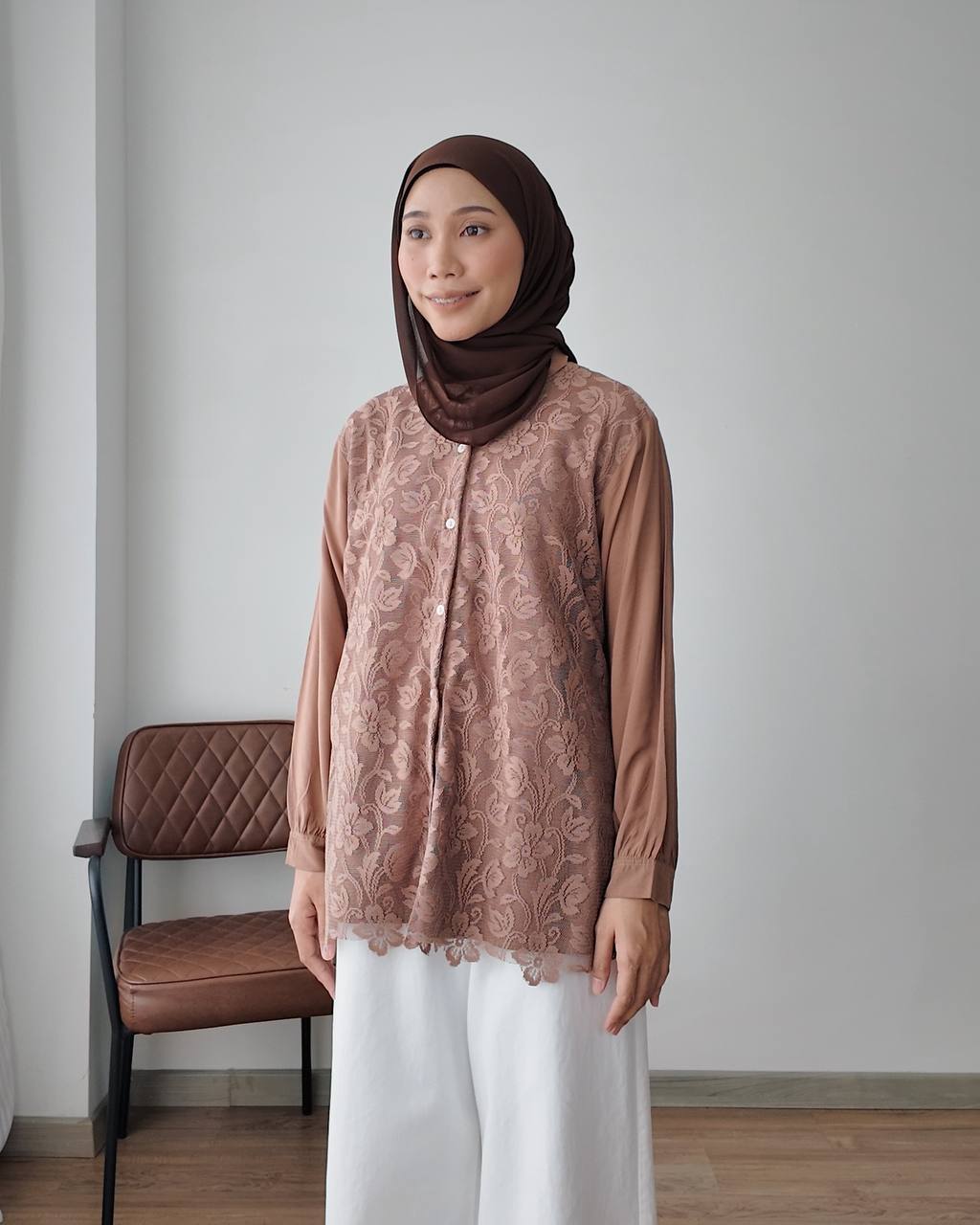 FAHIRA BLOUSE BY PETIKITA CASUAL