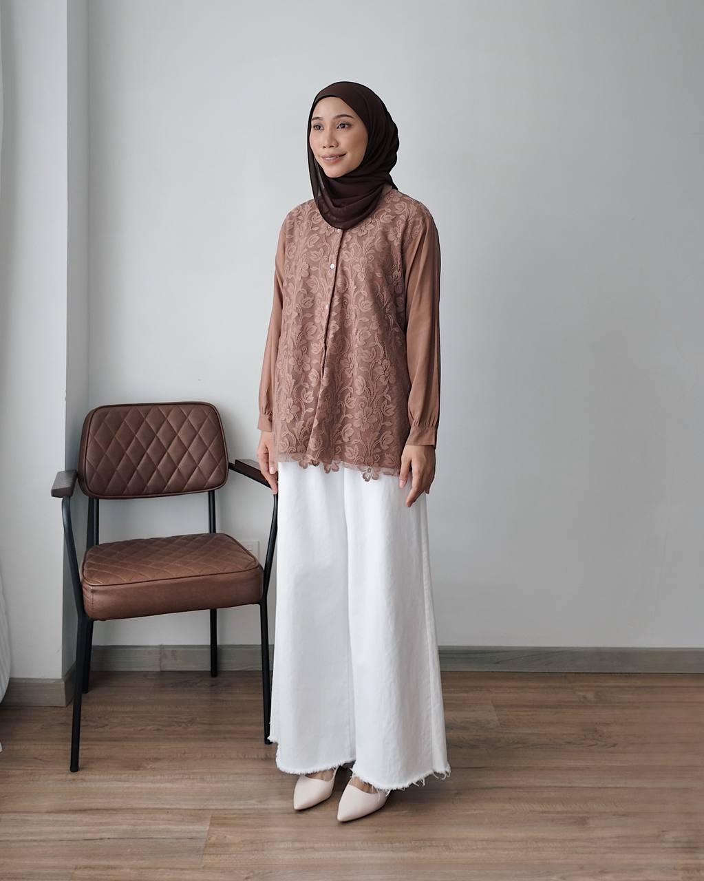 FAHIRA BLOUSE BY PETIKITA CASUAL