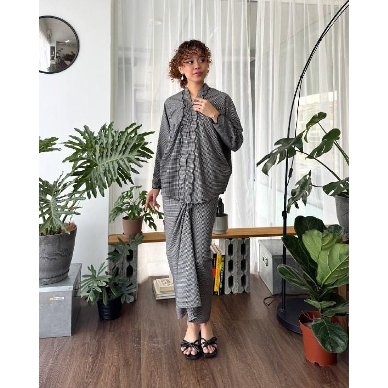 JULIA KURUNG BY PETIKITA RAYA 2025