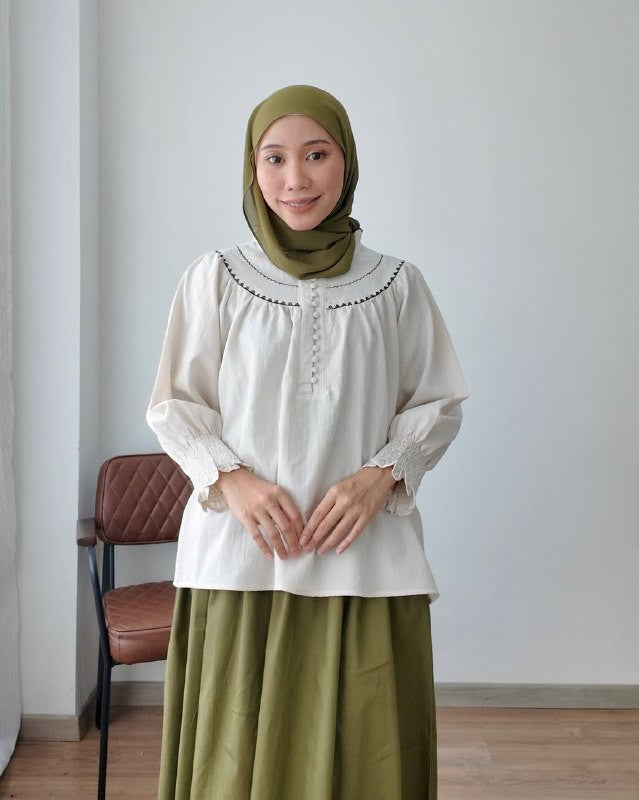 DARISA BLOUSE BY PETIKITA CASUAL