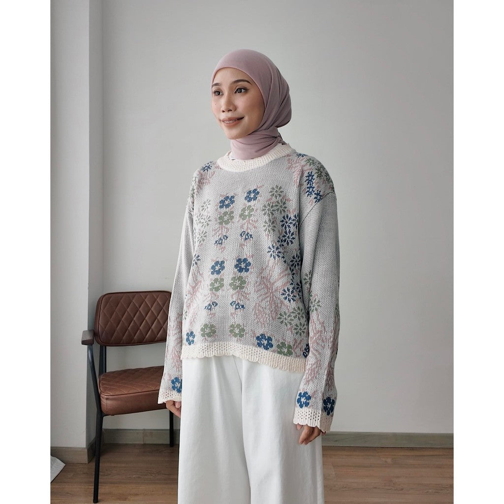 YOTA TOPS BY PETIKITA CASUAL