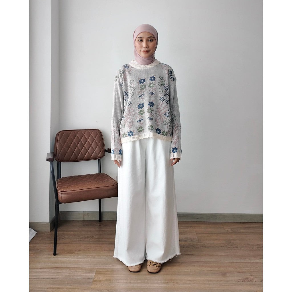 YOTA TOPS BY PETIKITA CASUAL