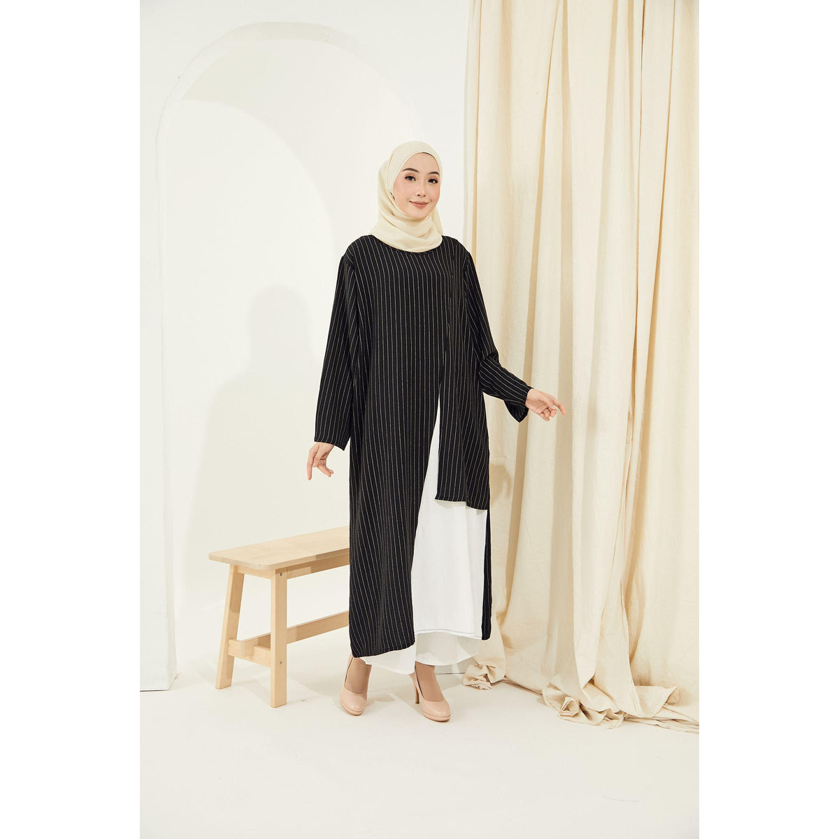 MEDUSA TOPS BY PETIKITA CASUAL