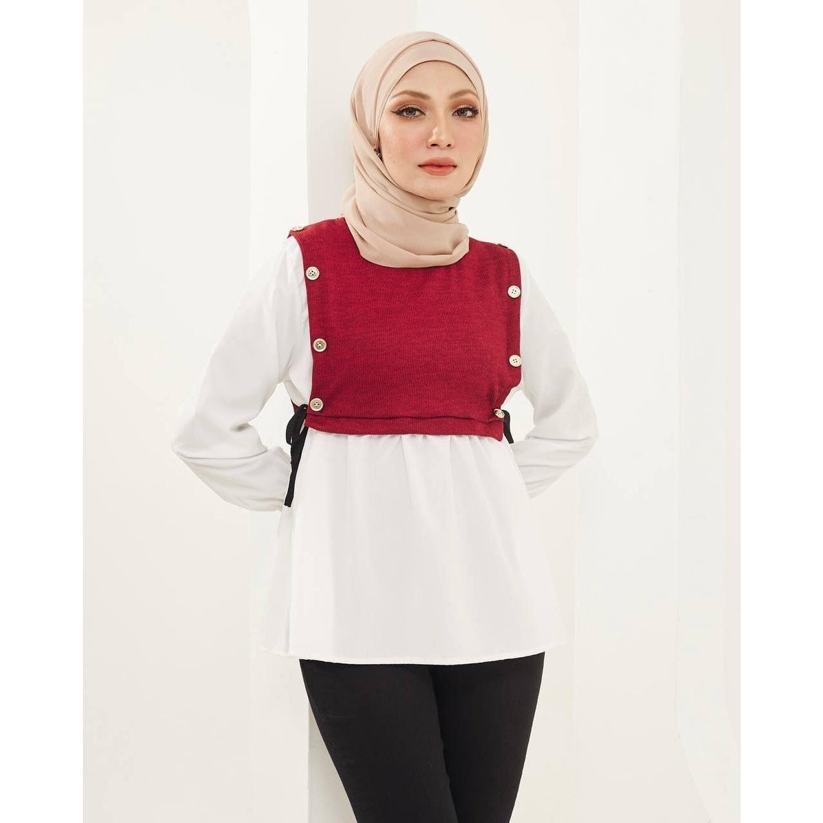 MAKO TOPS BY PETIKITA / LIMITED STOCK