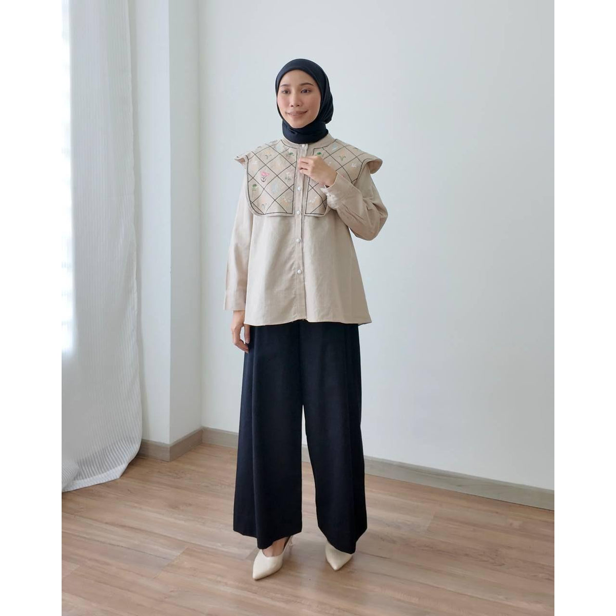 WAFAA BLOUSE BY PETIKITA CASUAL