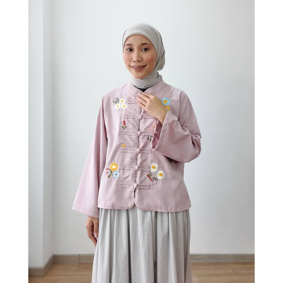 VERSA BLOUSE BY PETIKITA CASUAL
