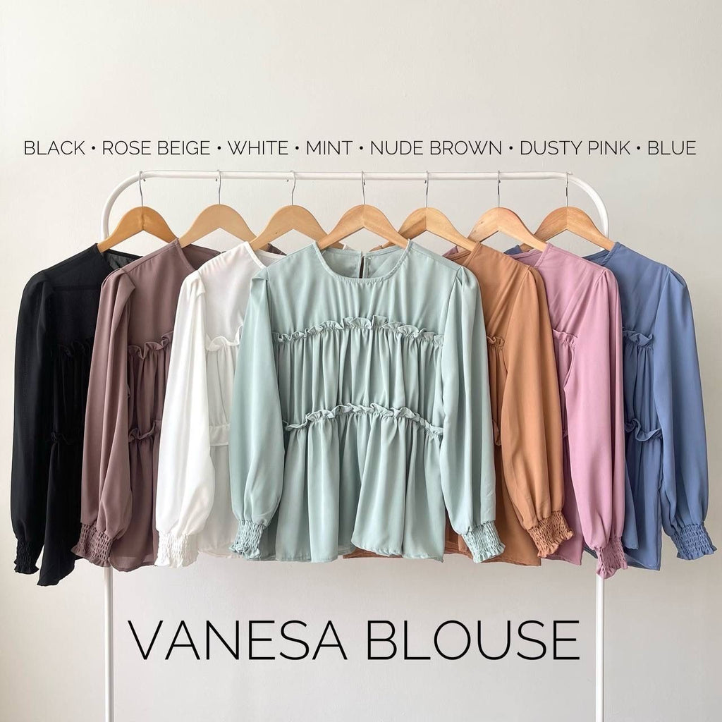VANESA BLOUSE BY PETIKITA