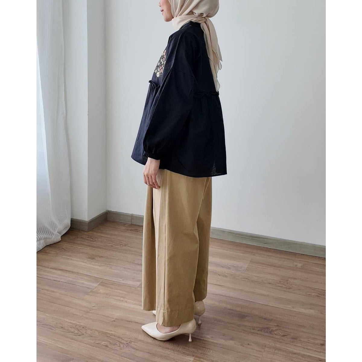 UZMA BLOUSE BY PETIKITA CASUAL