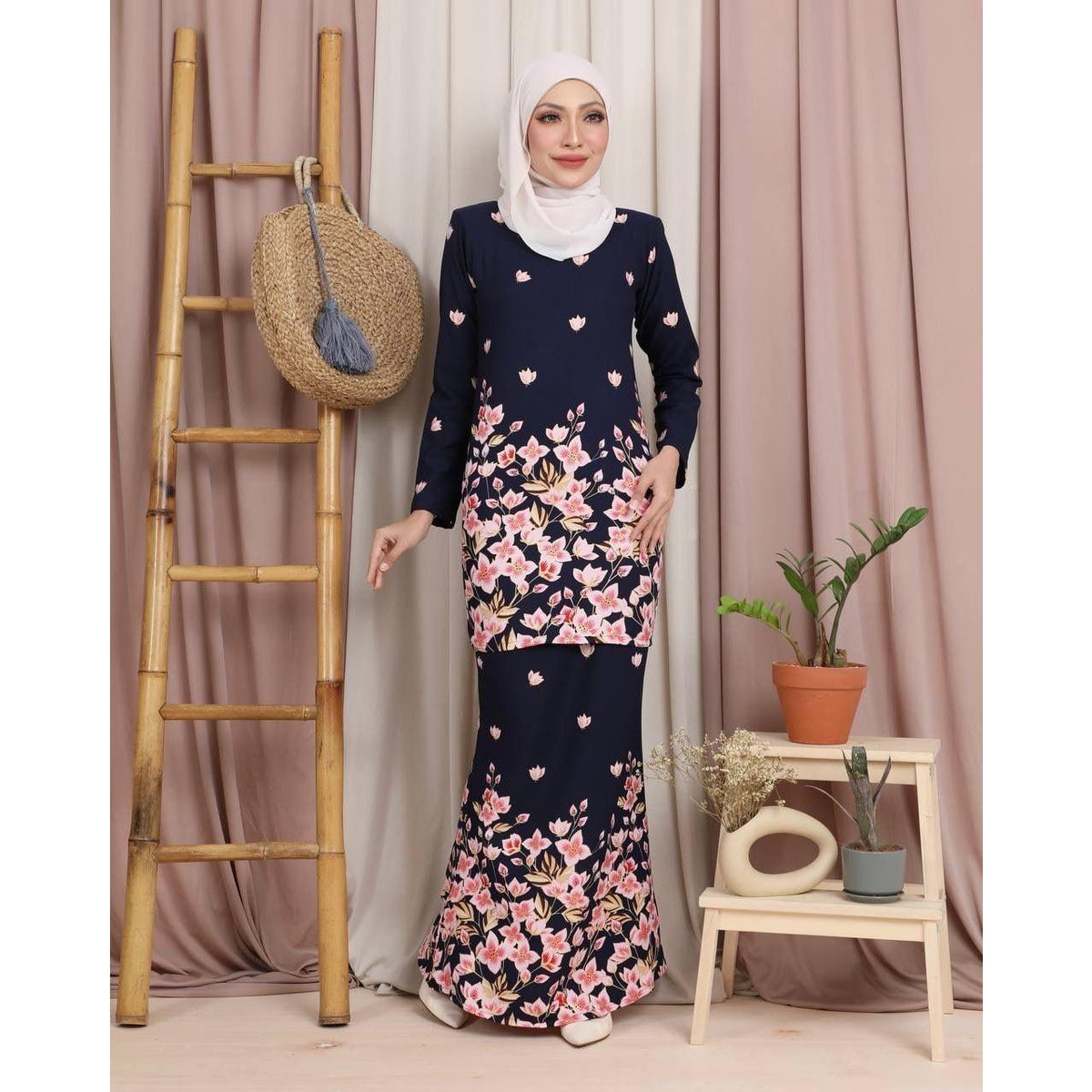 UYAINA KURUNG BY PETIKITA RAYA