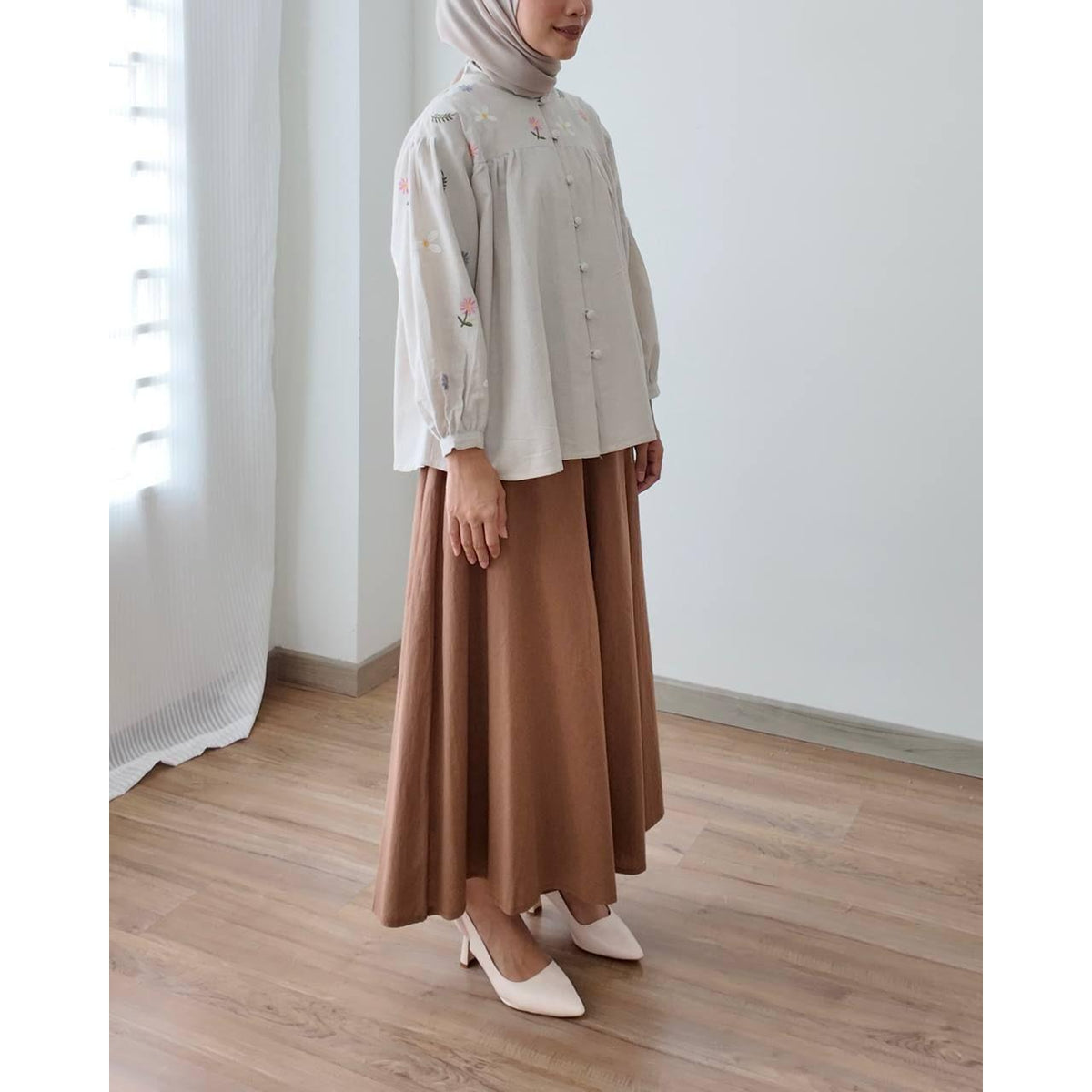 UTAMI BLOUSE 3.0 BY PETIKITA CASUAL