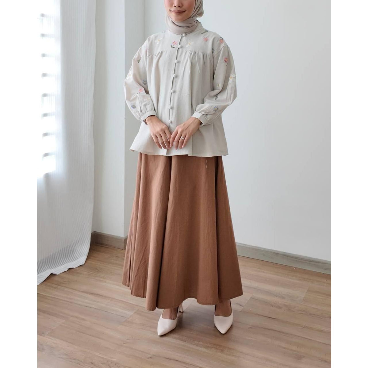 UTAMI BLOUSE 3.0 BY PETIKITA CASUAL