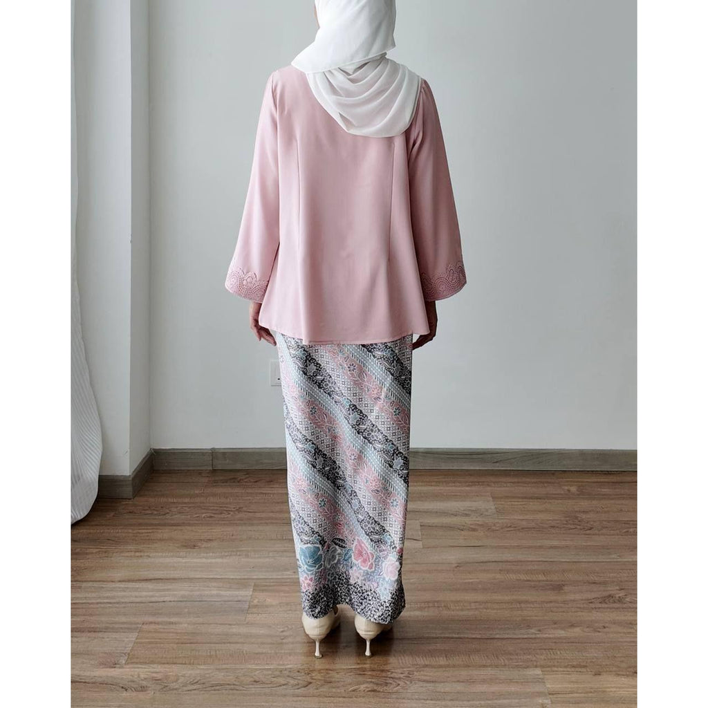 TANISHA KEBAYA BY PETIKITA RAYA 2024