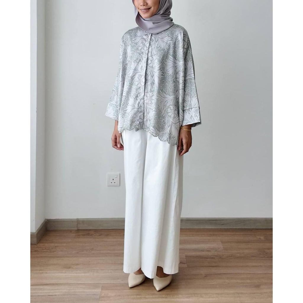 SURI BLOUSE BY PETIKITA CASUAL