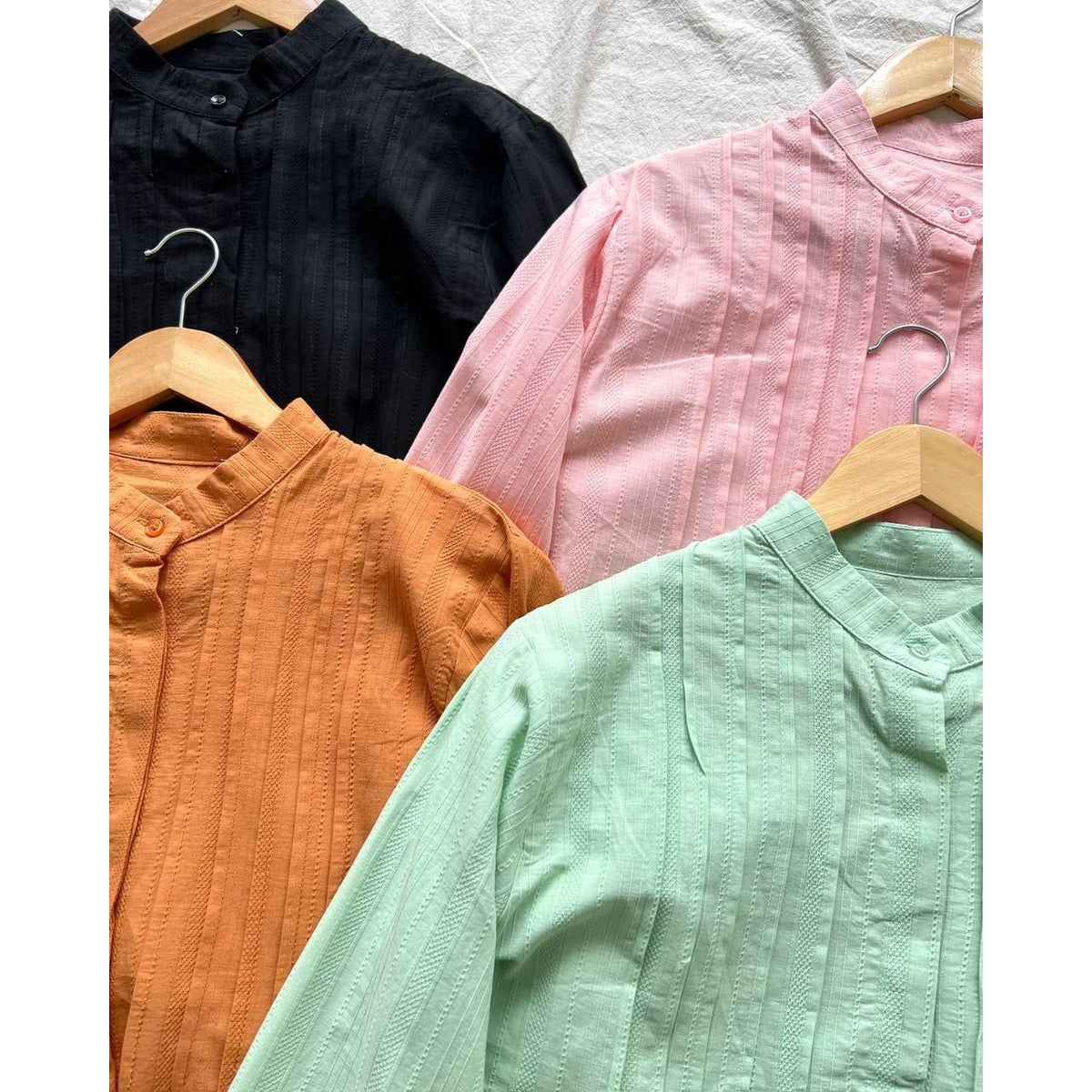 SOLANA BLOUSE BY PETIKITA
