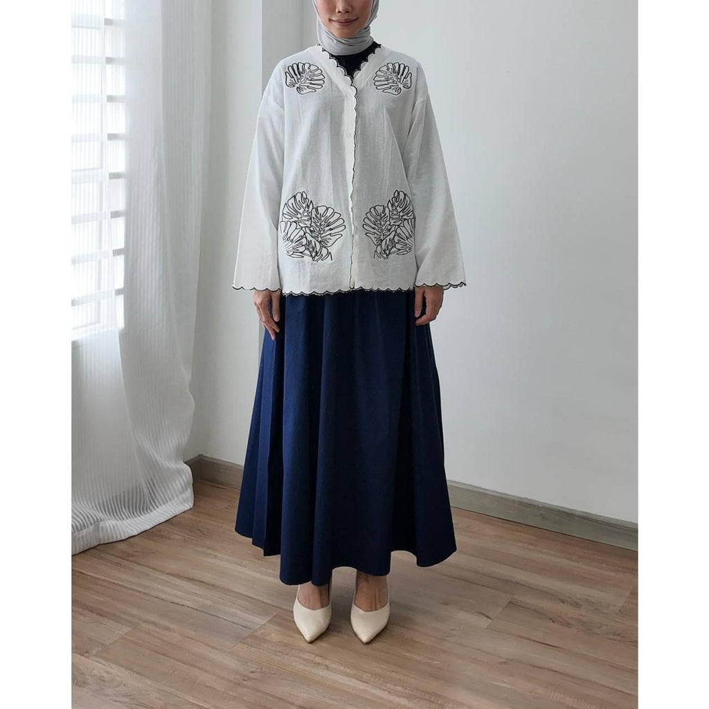 SISKA BLOUSE BY PETIKITA CASUAL