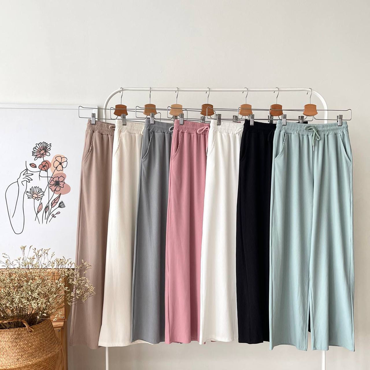SHIRO PANTS BY PETIKITA CASUAL