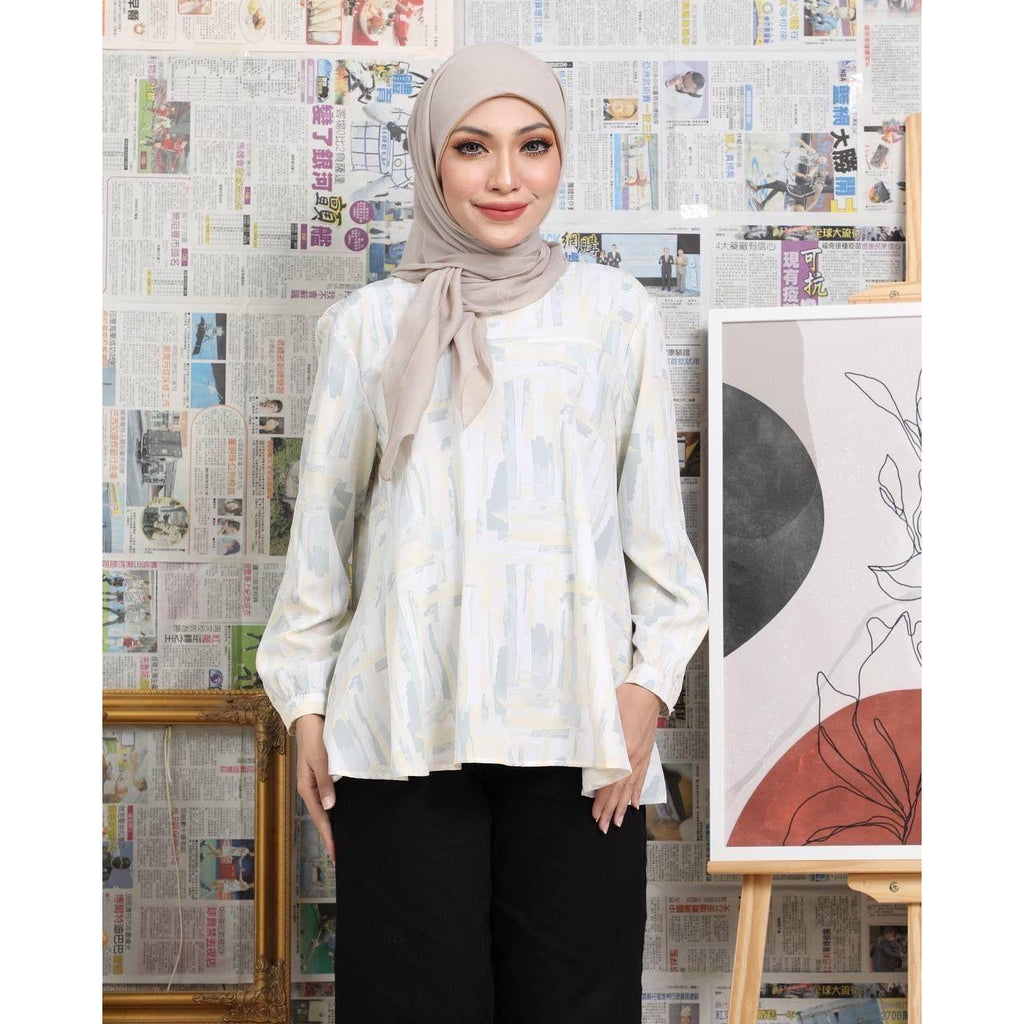SHAZIA BLOUSE BY PETIKITA