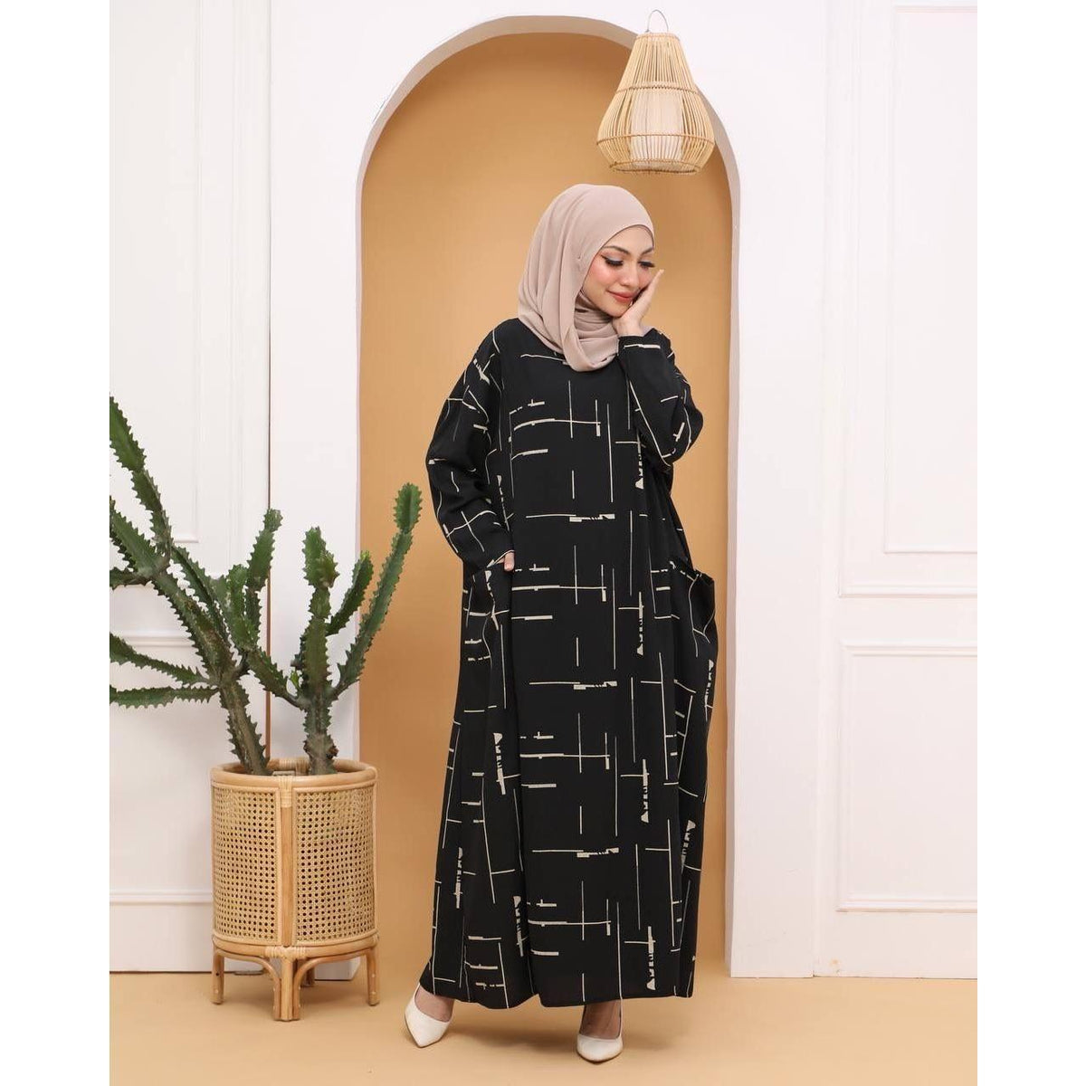 SAMILA KAFTAN BY PETIKITA
