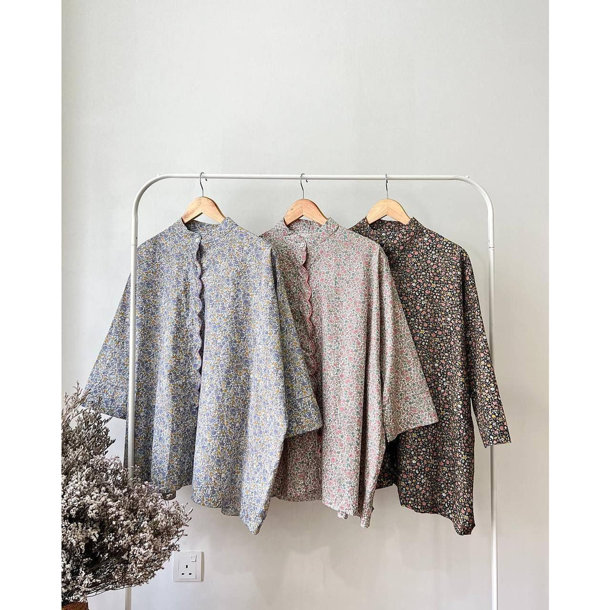 SALOMA BLOUSE BY PETIKITA CASUAL