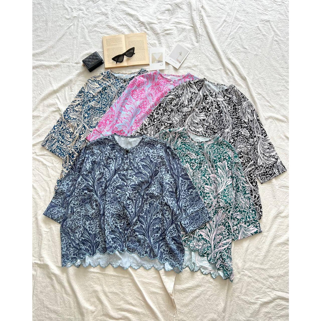 SALAMA BLOUSE BY PETIKITA