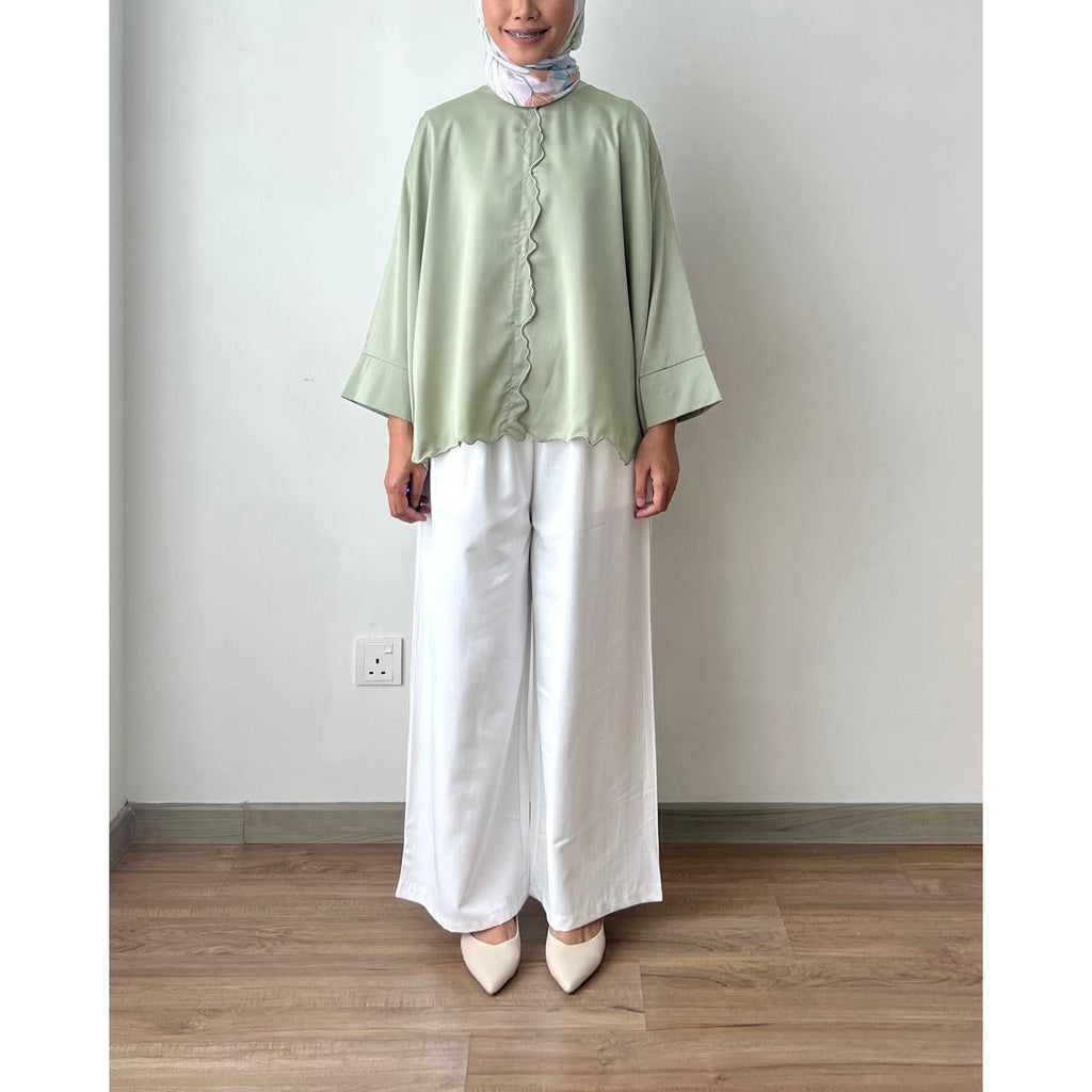 SAHMORA BLOUSE BY PETIKITA