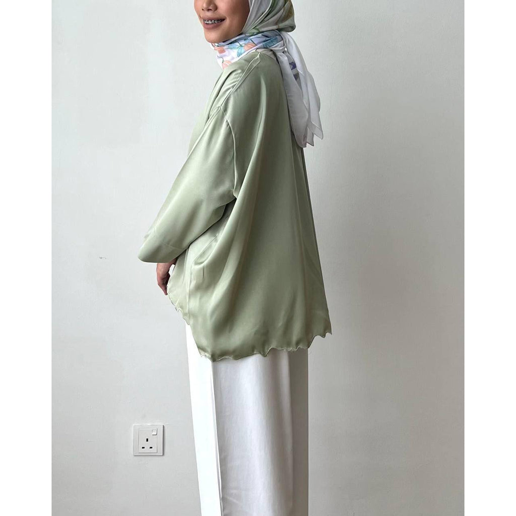 SAHMORA BLOUSE BY PETIKITA