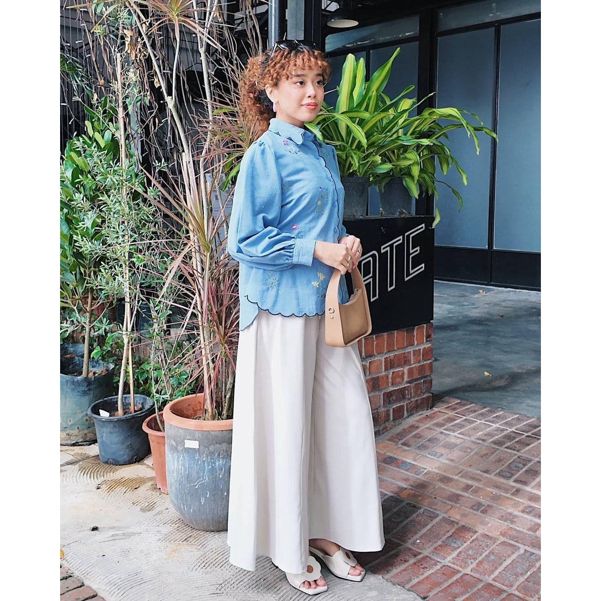 ROSARY BLOUSE BY PETIKITA CASUAL