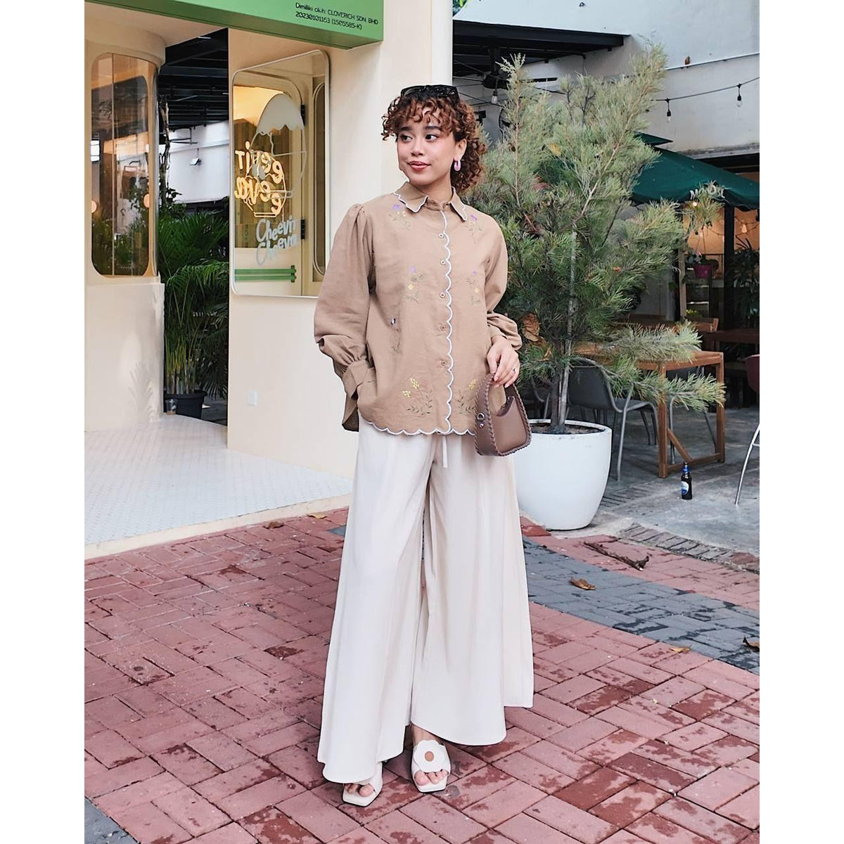 ROSARY BLOUSE BY PETIKITA CASUAL