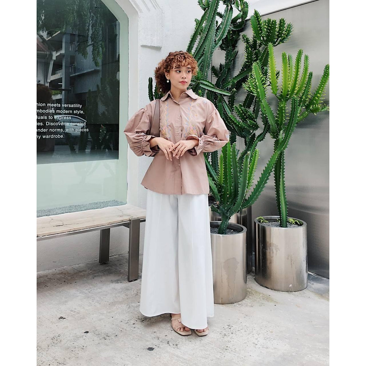 ROSA BLOUSE BY PETIKITA CASUAL