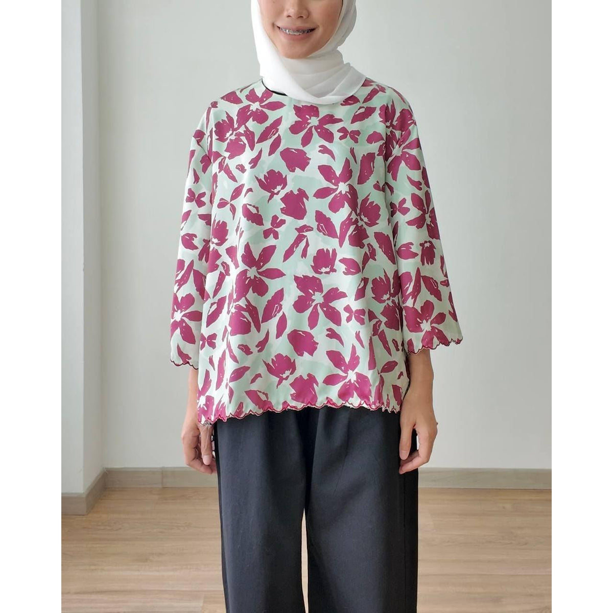 RIZQA BLOUSE BY PETIKITA CASUAL