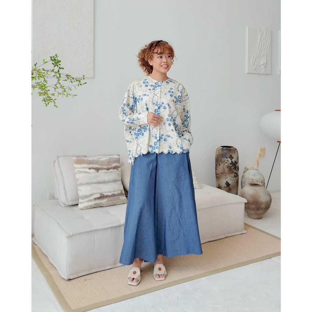 RATNA BLOUSE BY PETIKITA CASUAL