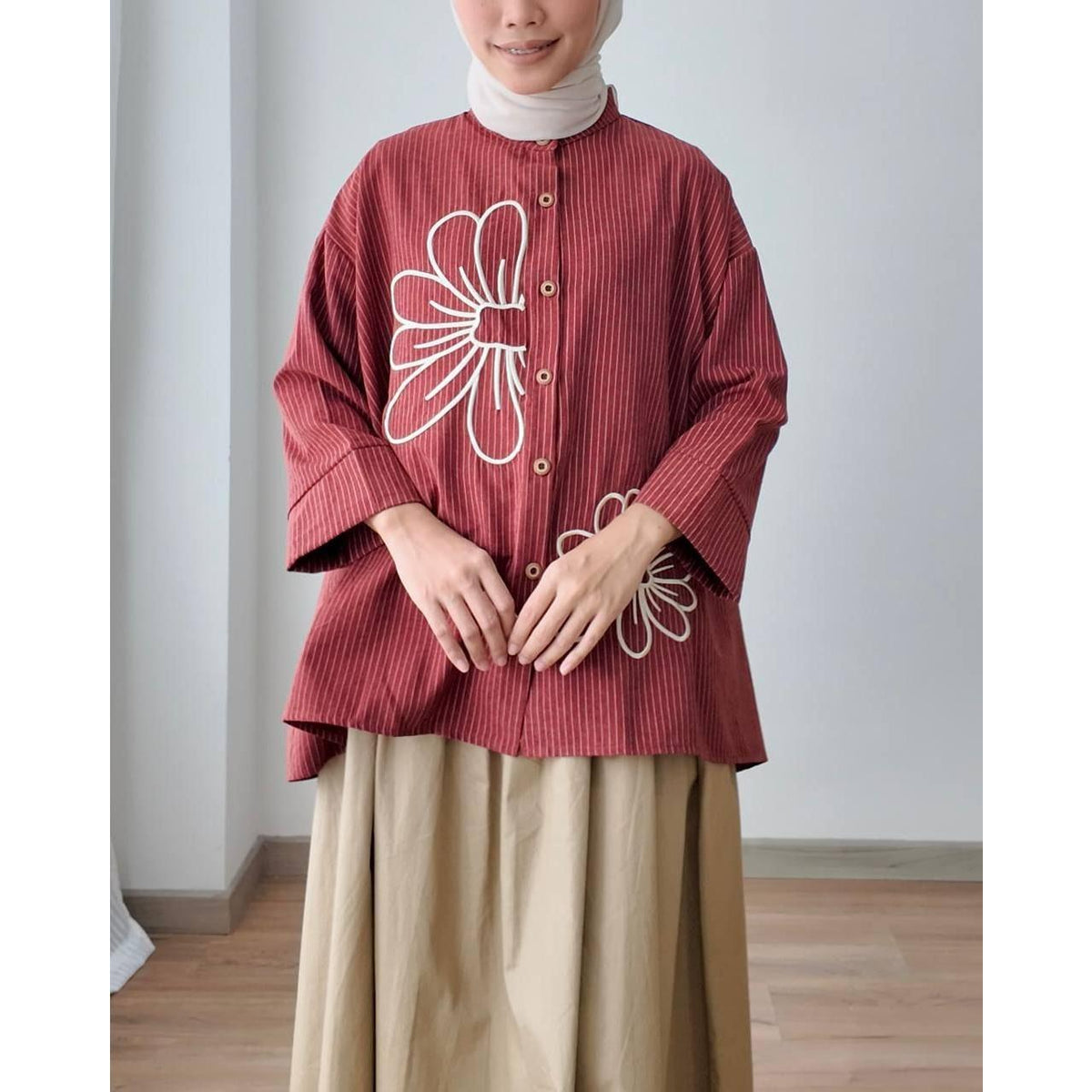 RAISA BLOUSE BY PETIKITA CASUAL
