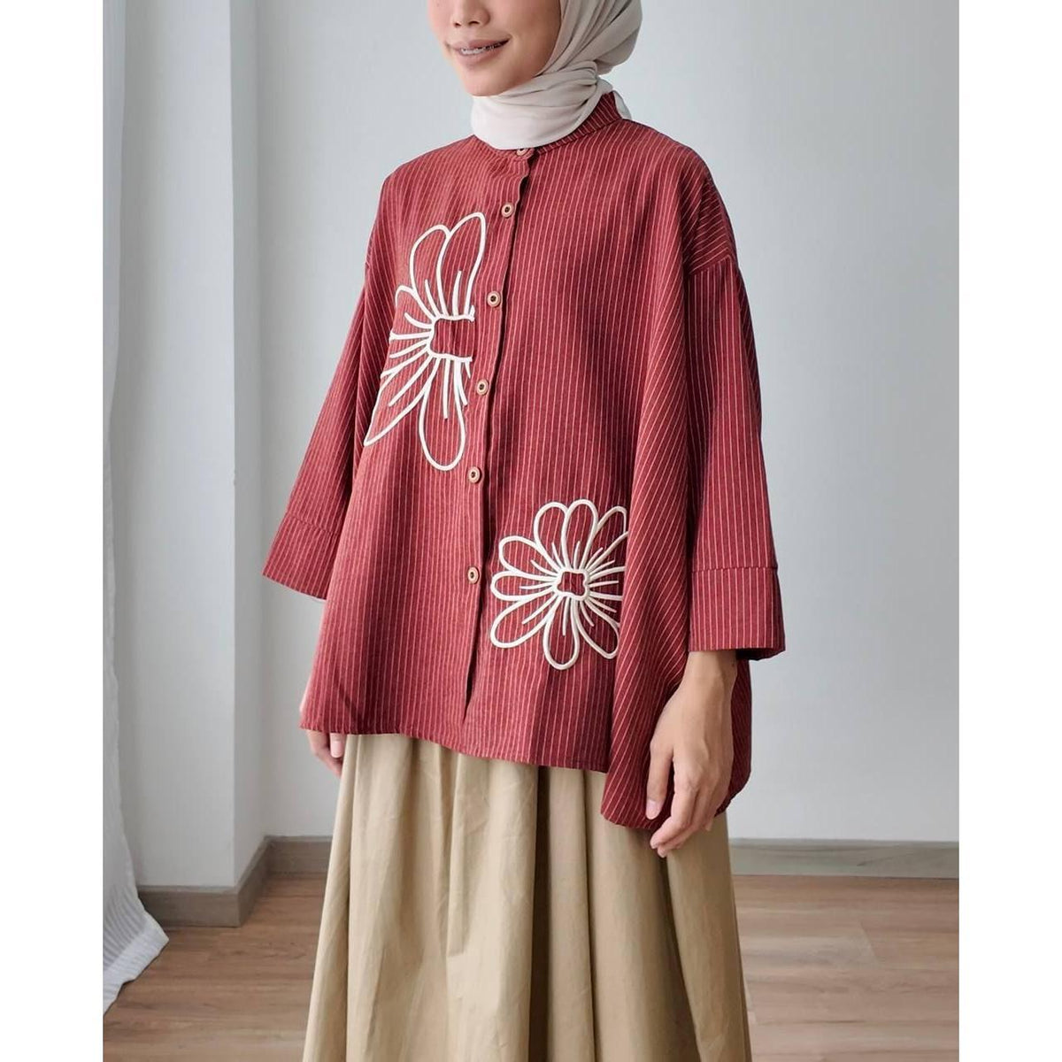 RAISA BLOUSE BY PETIKITA CASUAL