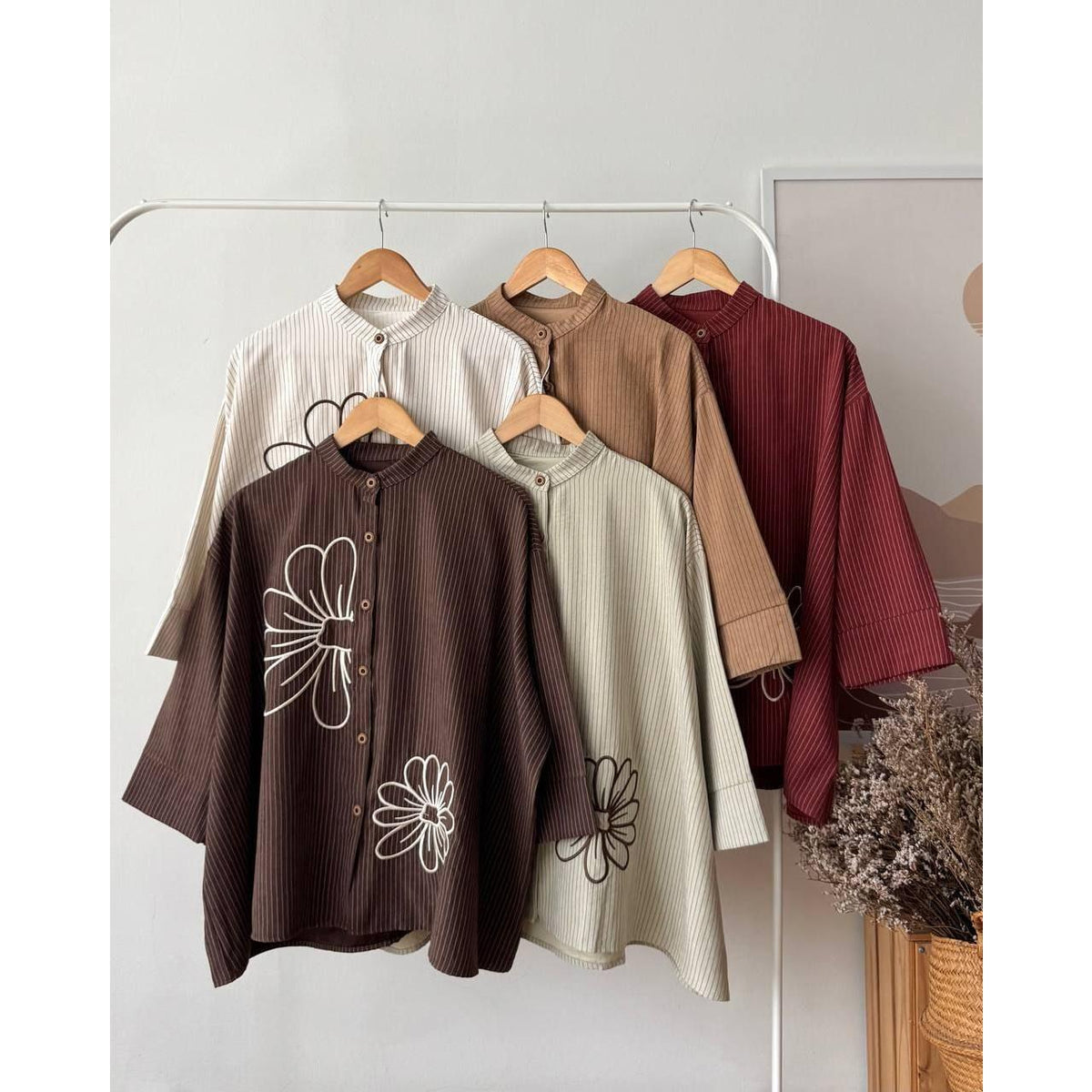 RAISA BLOUSE BY PETIKITA CASUAL