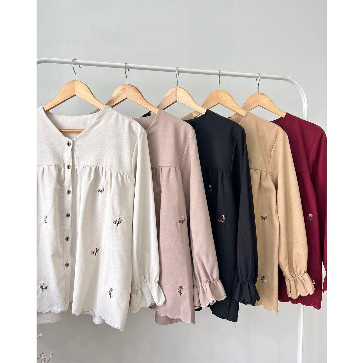 PUSPA BLOUSE BY PETIKITA CASUAL