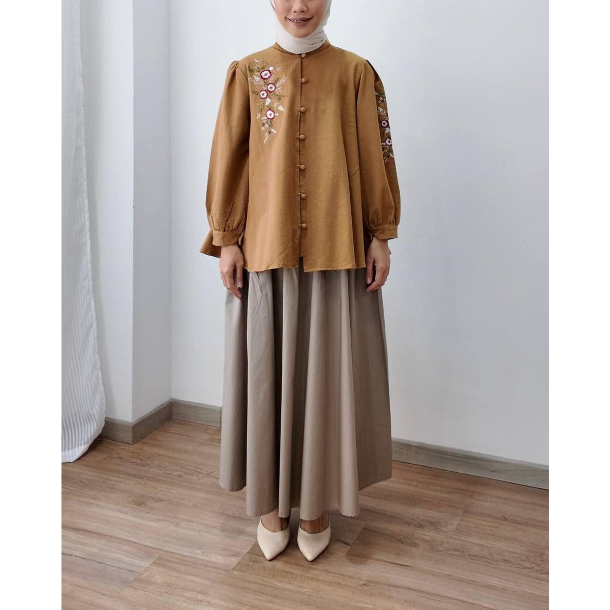 PASHA BLOUSE BY PETIKITA CASUAL