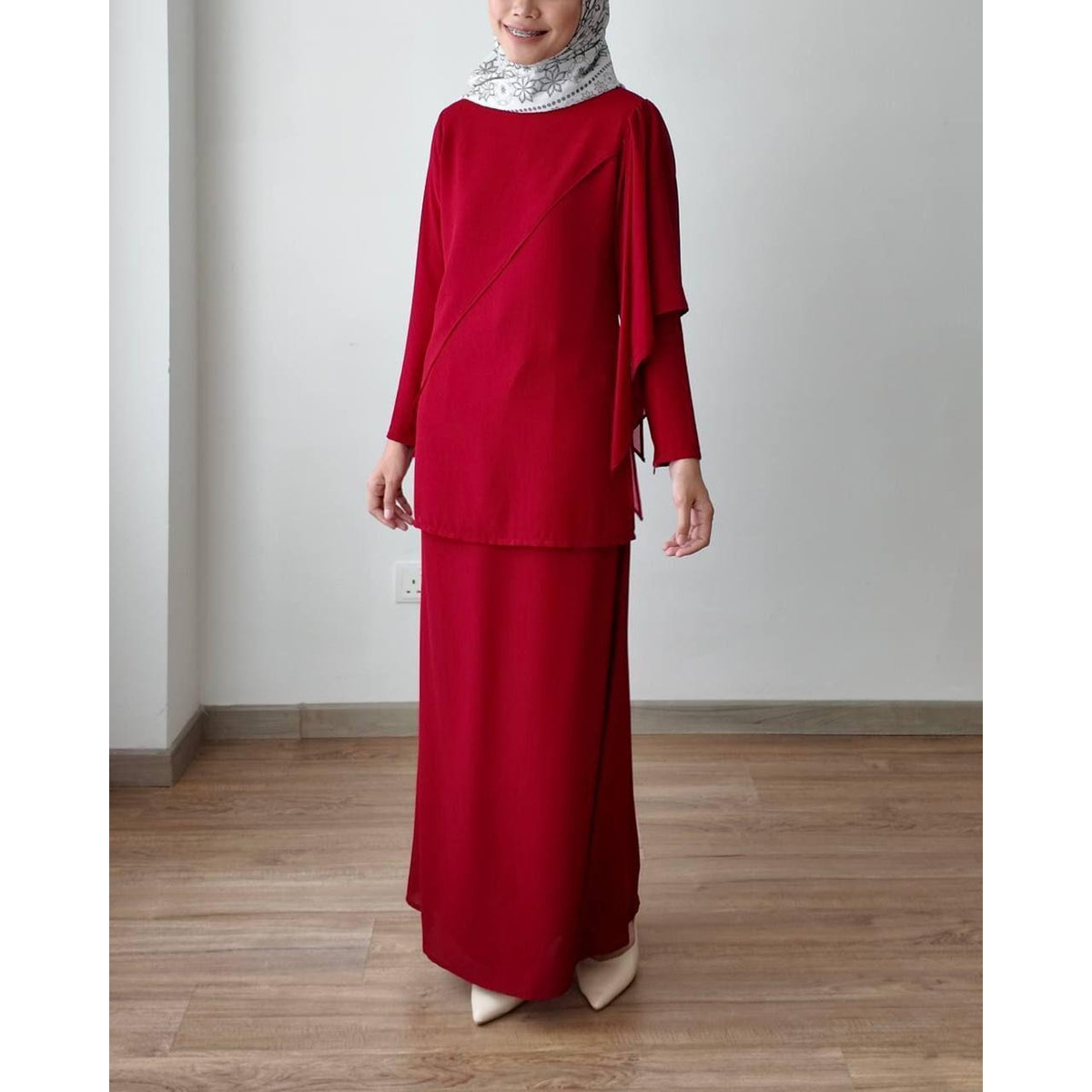 OLIENI KURUNG BY PETIKITA RAYA 2024
