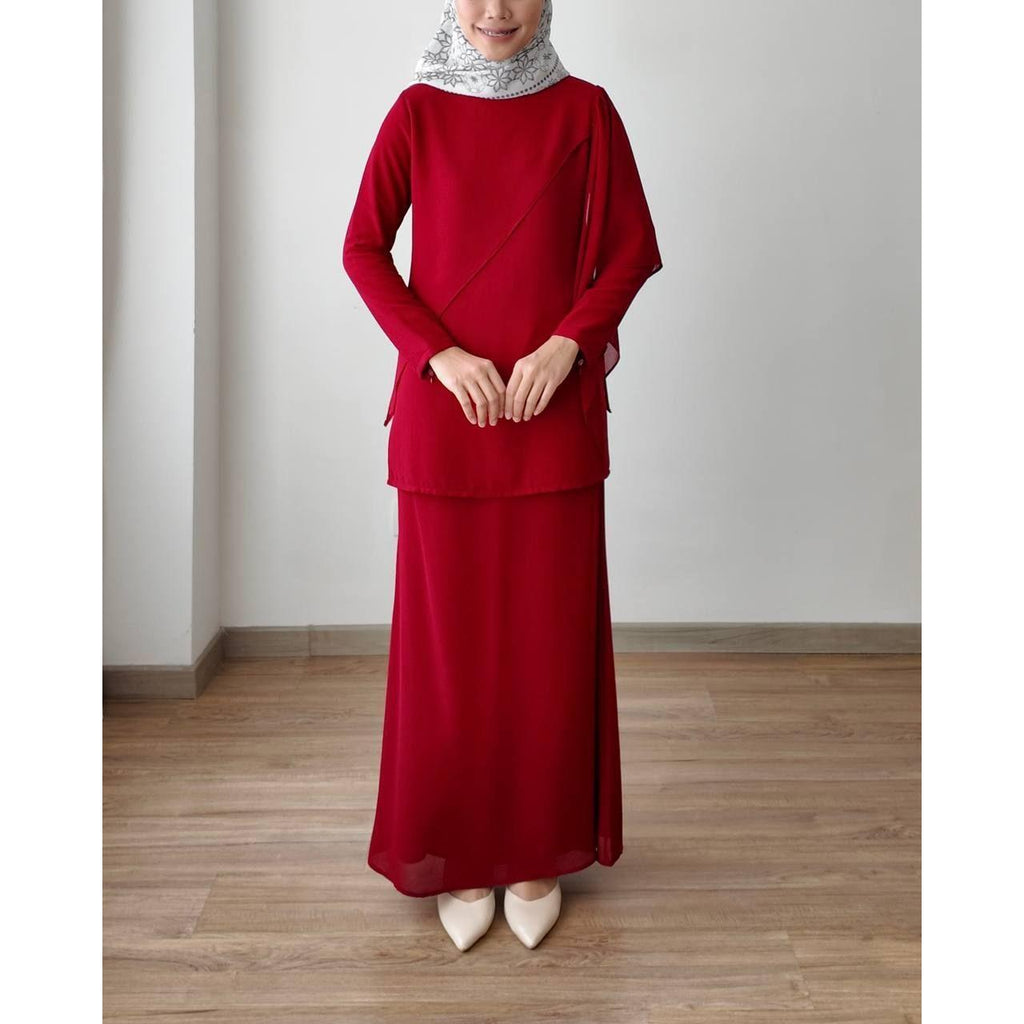 OLIENI KURUNG BY PETIKITA RAYA 2024