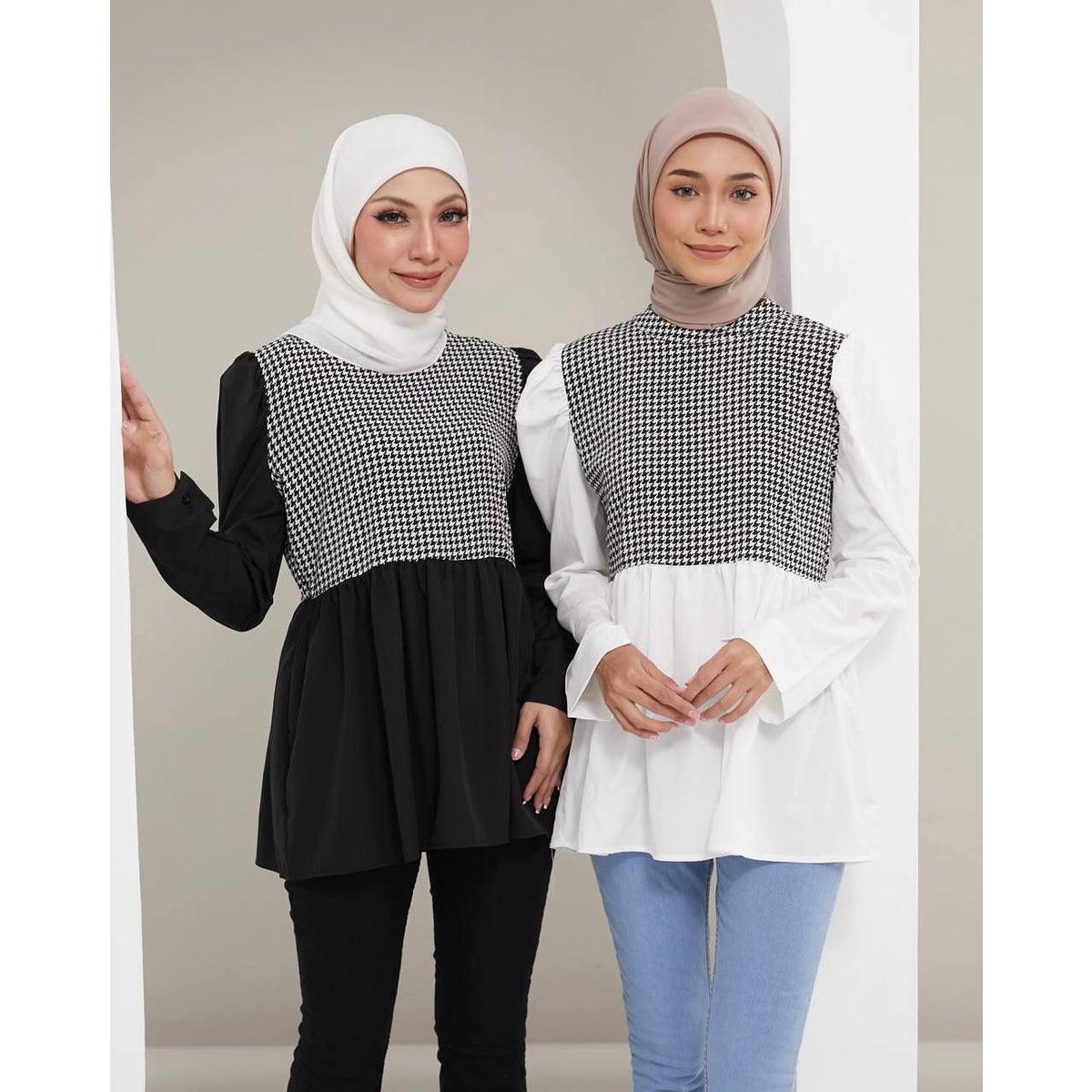 ODEYA TOPS BY PETIKITA