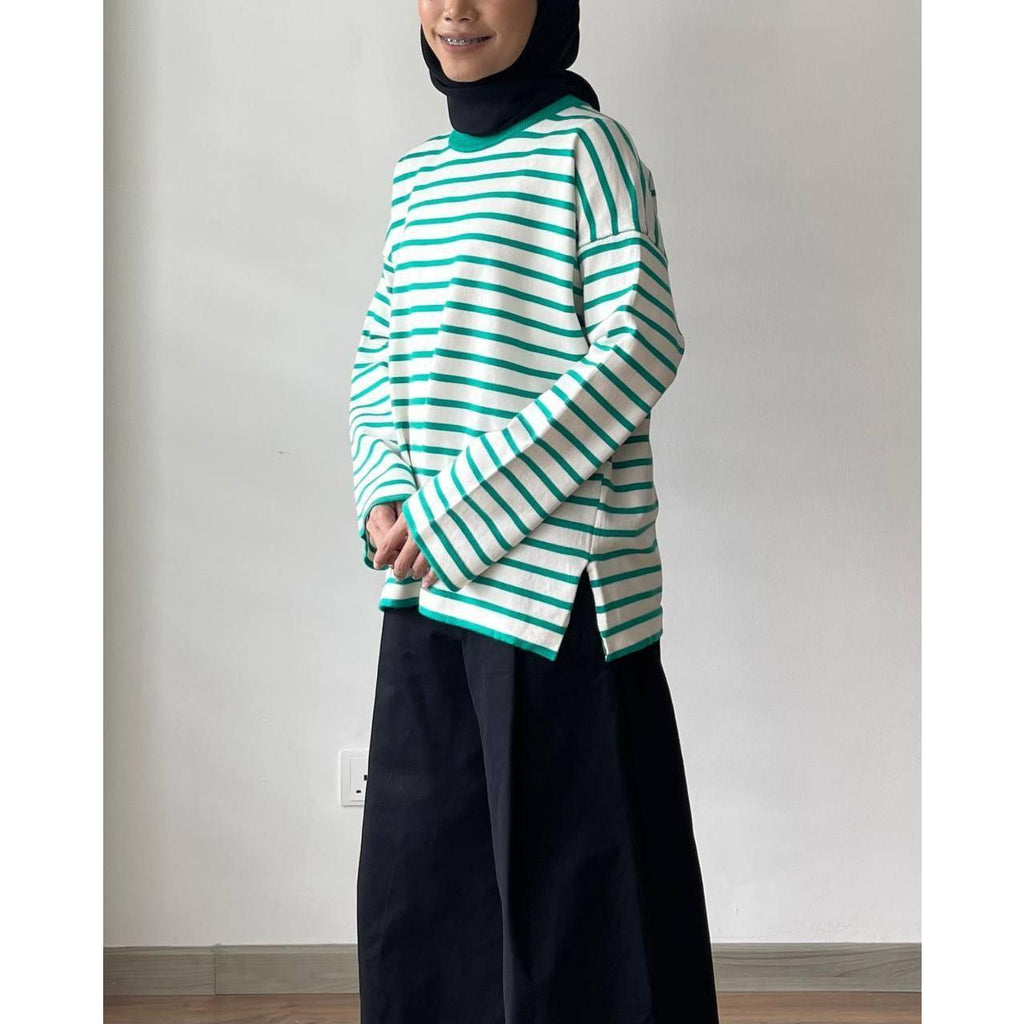 NUI TOPS BY PETIKITA CASUAL