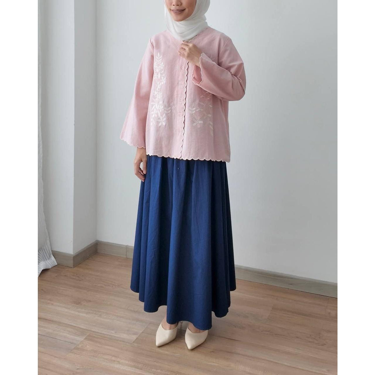 NISKA BLOUSE BY PETIKITA CASUAL
