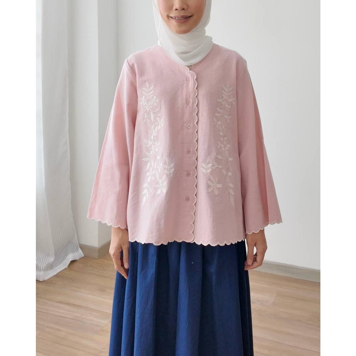 NISKA BLOUSE BY PETIKITA CASUAL