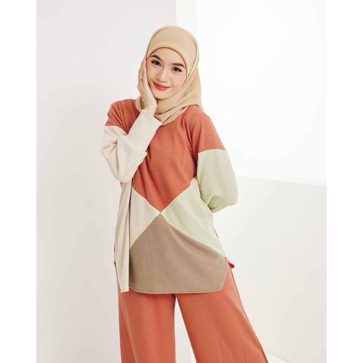 NAVERA SET BY PETIKITA COMFY SET