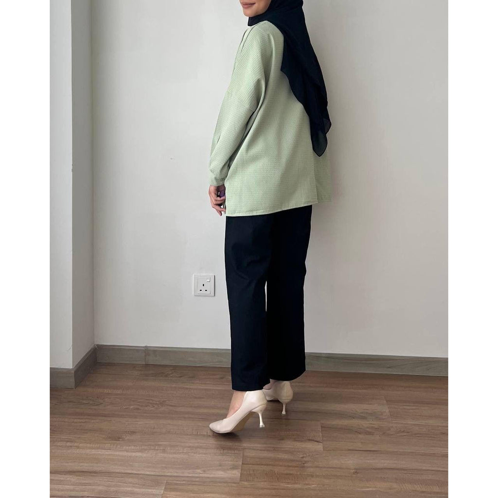 NARIS BLOUSE BY PETIKITA CASUAL (PLUS SIZE)