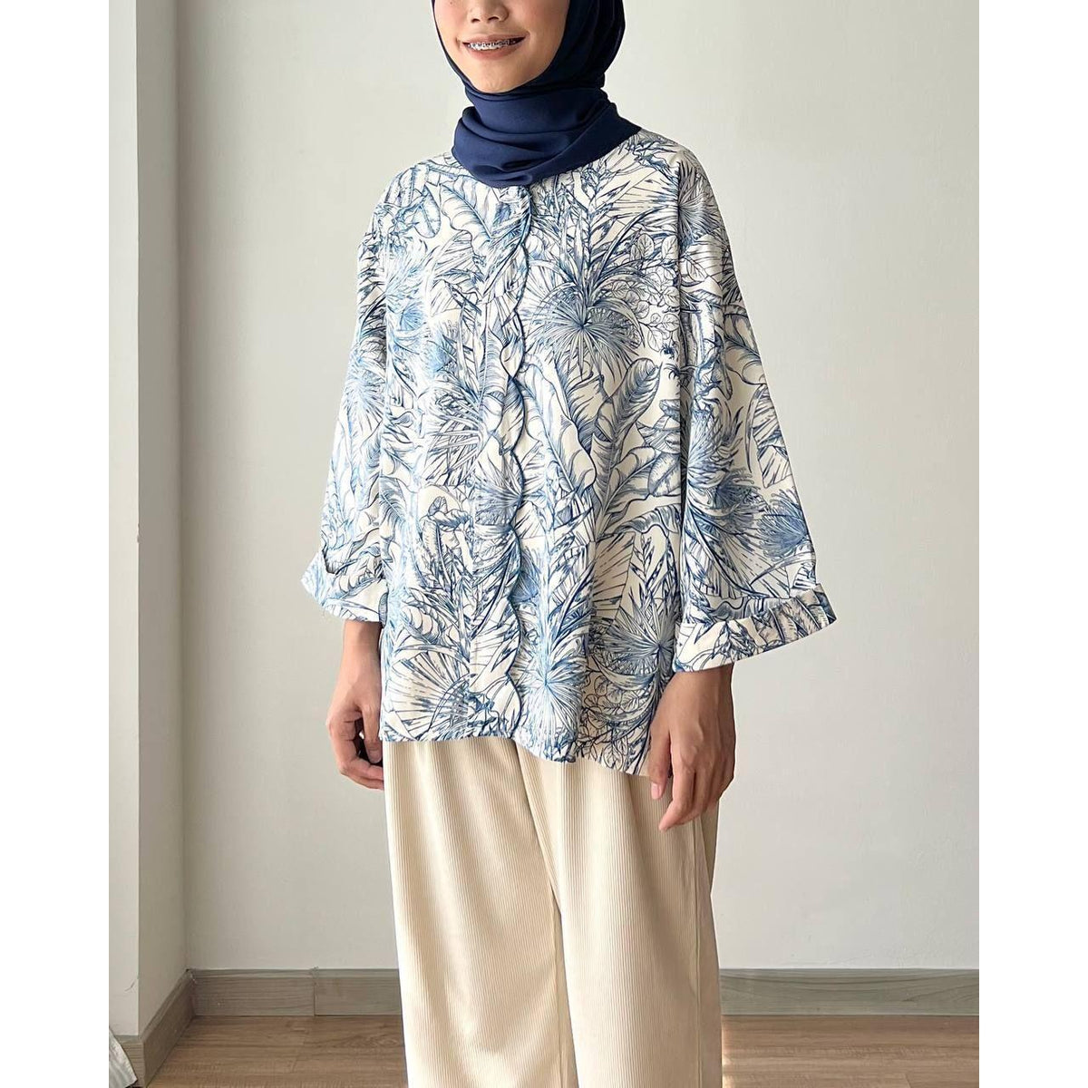 NARIN BLOUSE BY PETIKITA CASUAL
