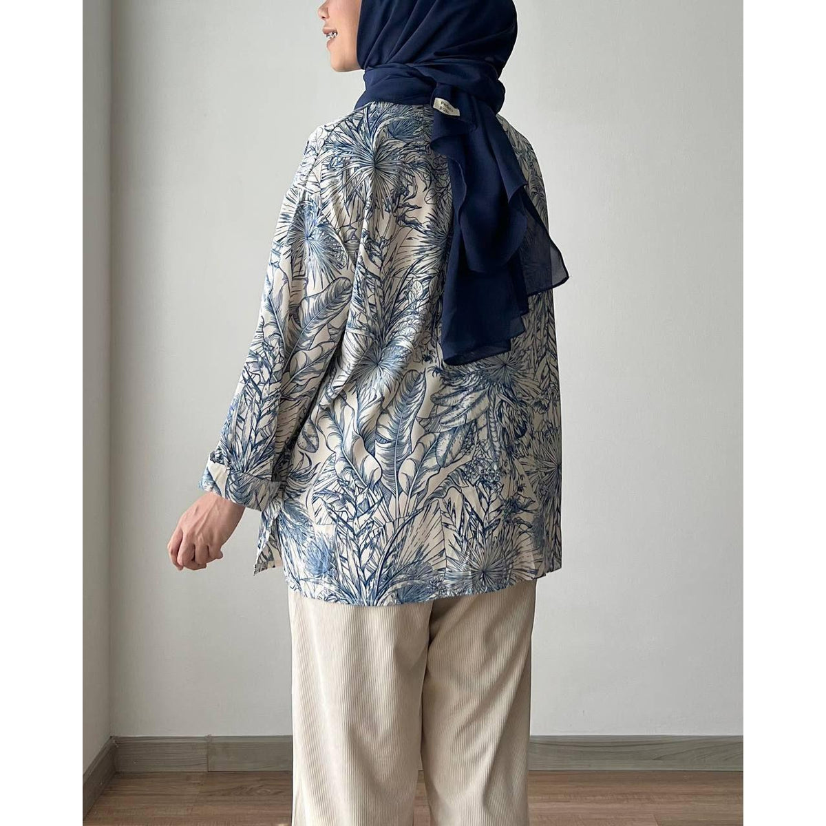 NARIN BLOUSE BY PETIKITA CASUAL