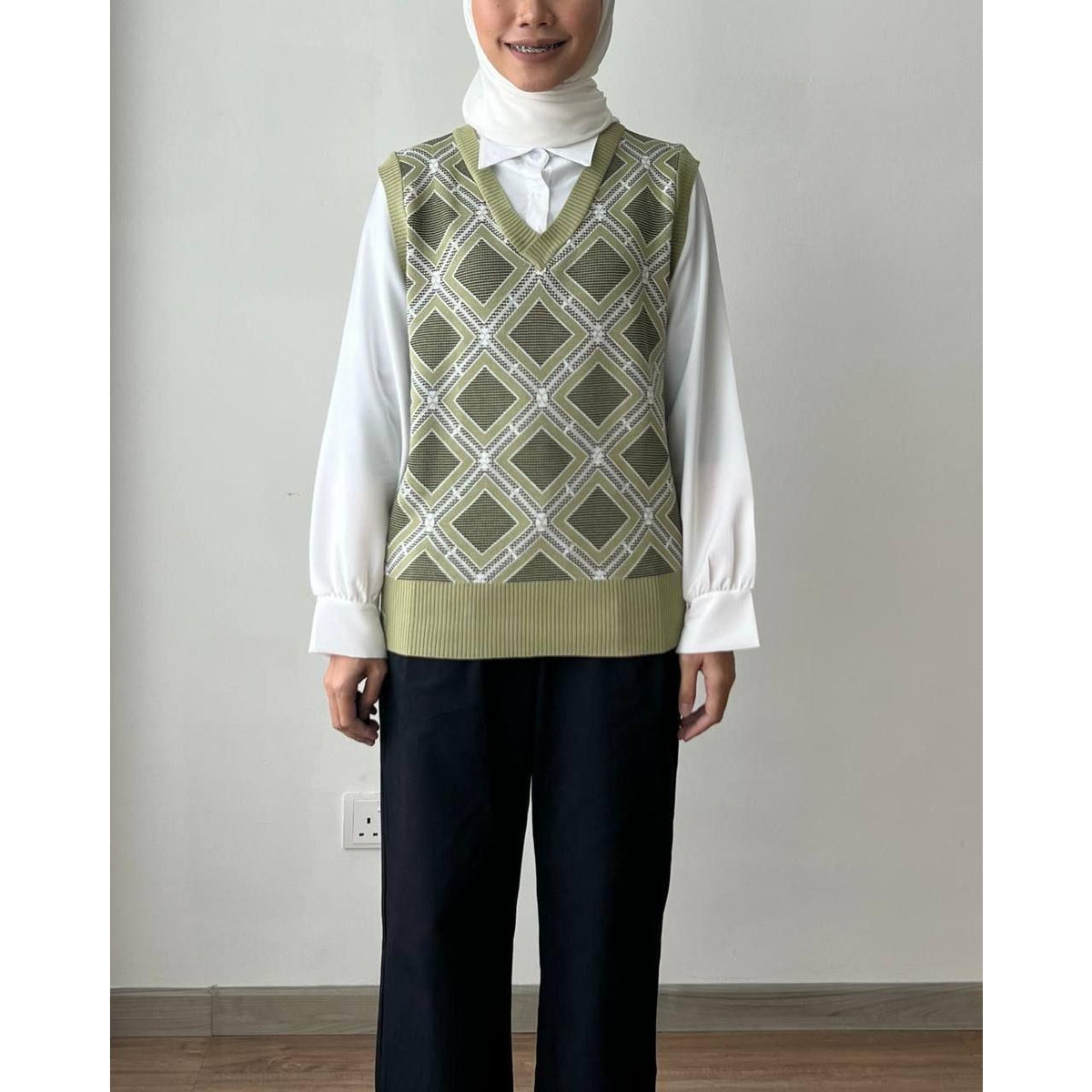 MUJI VEST BY PETIKITAA CASUAL